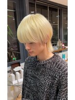 アウラ(AURA)&nbsp;抜きっぱなしハイトーンブリーチカラー