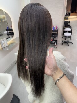 ラビス 池袋(Lovis) <悠斗>ネビージュ/小顔[エクステ/インナーカラー/韓国/池袋]