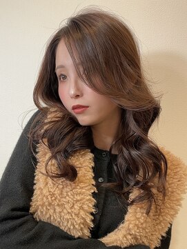 レヴィア(REVIA) レイヤーカット前髪カット髪質改善トリートメント