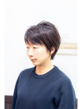 アズヘアー(A-Z Hair) ナチュラルなショートボブ