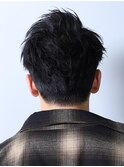 横顔も決まるツイストシェイドショート
