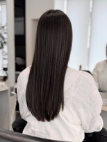 ニーフ 恵比寿(neaf)&nbsp;6トーンダークネイビー　ストレートロング　市毛裕也