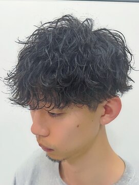 リルーム(re-room) メンズパーマ/ツイスト/スパイラル/ニュアンスパーマ
