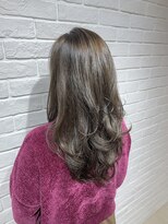 ビューティー エールフォルム 浜松有玉店(BEAUTY YELLFORME)&nbsp;エドル　透け感カーキアッシュ