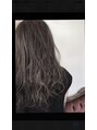 ラファータ(Lafata) ハイライトを入れることで立体感がでるので透明感のあるスタイル