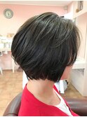 ショートボブ