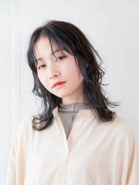 スタンス(stance) インナーカラーがニクい…!アンニュイレイヤースタイル