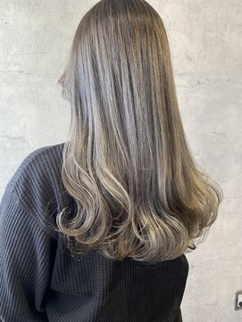 アフィナー 上大岡(Afinar) シャドールーツ　ベージュ