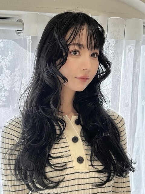 韓国アイドル風黒髪ロング