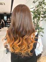 ステア ケース(stair case)&nbsp;グラデーションカラー裾カラーオレンジ髪質改善トリートメント