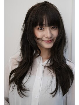 ログ オモテサンドウ(L.O.G OMOTESANDO) ウルフ：ロングレイヤーカットウルフカットマッシュウルフ20代