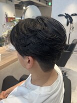 ニカ(NIKA) 韓国マッシュ/毛流れセンターパート