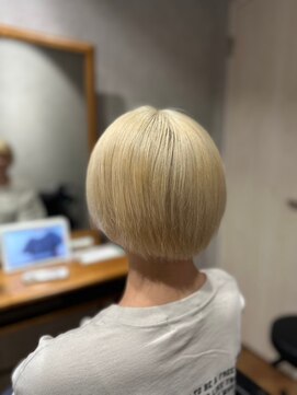 ビス ヘア アンド ビューティー 西新井店(Vis Hair＆Beauty) 10代20代★大人かわいいダブルカラーブリーチミルクティーカラー