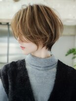 シオン(shion)&nbsp;ショート前髪カット美髪おくれ毛_ba540951