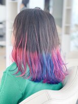 ミーティア バイ クアトロ(Meteor By QUATRO) ブルーカラー ピンクカラー 派手髪 個性派カラー