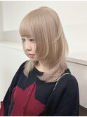 ハイトーンミルクティーグレージュ明るめアッシュベージュ2030代