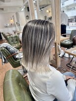 ヘア ライフ ワイレア(HAIR LIFE Wailea)&nbsp;ホワイトバレイヤージュ