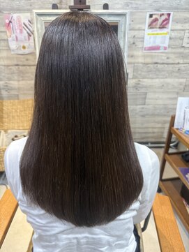ツヤ髪ストレート