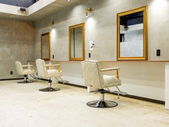 カミファクトリーライン(KAMI factory Rain)の写真/少人数の落ち着いたプライベート空間で、周りを気にせず過ごせる特別なサロン時間を◇