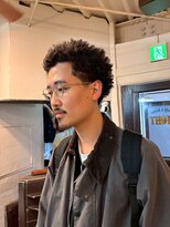 ビーバイエイトジェンツ(Bee by EIGHT GENTS)&nbsp;刈り上げセンターパート/波巻きツイストスパイラル/心斎橋