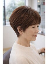 リーフ 焼津店(LeaF) 50代のボリューム悩み解決◎ふんわり丸みショート