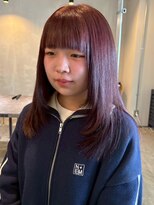 ヒース 姪浜(Heath)&nbsp;ミディアムレイヤー ワインレッド 前髪カット 顔周りカット