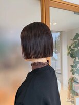 オーラ(ora)&nbsp;【20代ぱつっと切りっぱなしコンパクトなミニボブ】