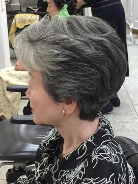 ビューティサロン東京堂 グレイヘアー