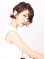 ピークアブー アヴェダ アトレ恵比寿(PEEK-A-BOO AVEDA)&nbsp;外ハネ丸みショート×コーラルカラー　渡邉 真理