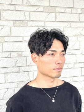 ゼロ(ZERO) センターパートマッシュショート