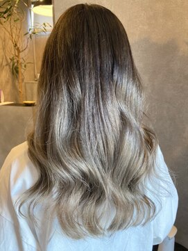 マカ(MAKA) モノベージュグラデーション