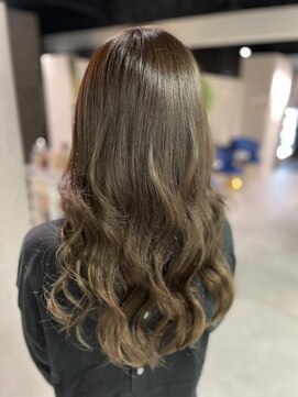 ニーナ ビューティーサロン(NINA Beauty Salon) オリーブベージュ#艶髪#透明感カラー