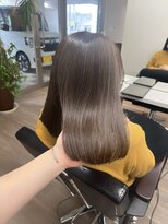 ヴィフ 大船(VIF)&nbsp;イメチェンヘアショコラアッシュ小顔カットモテ髪前髪白髪ぼかし