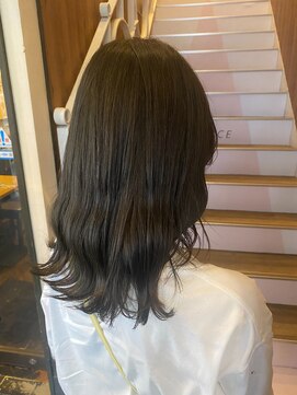 アヴァンス 天王寺店(AVANCE.) オリーブベージュ×透明感