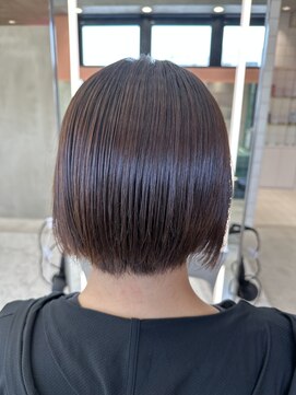 ロンドルーチェ 心斎橋(Lond luce) ダークアッシュ/ミディアムレイヤーカット［髪質改善/縮毛矯正］