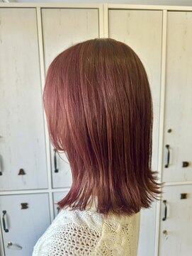 ハピネス 泊店(happiness) ツヤ感ピンク×外ハネボブ