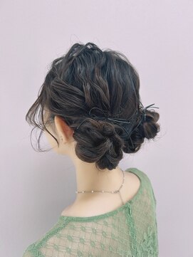 プルクラ ロッポンギ(Pulchra ROPPONGI) ツインテールアレンジ/お団子/編み込み/可愛い