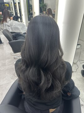 アルドーレ(Ardore) ☆暗くても可愛いダークグレーカラー