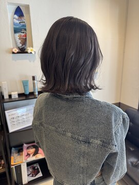 レオ(LEO) ボブレイヤー　グレージュ