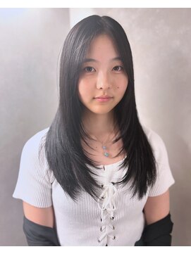 イオエ 三宮(ioe) レイヤー×髪質改善ストレート