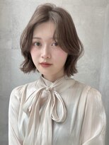 ラベル 渋谷(LAVEL)&nbsp;パールベージュヘーゼルグレージュ切りっぱなしレイヤーボブ渋谷