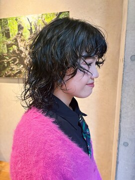 レジュアル(RESSUAL) ミディアムヘア暗めカラーグランマッシュデザインカラー