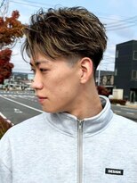 ソウル 福山駅前店(SOUL.)&nbsp;フェザーパーマ ハイトーン 刈り上げ ツーブロック 20代 10代