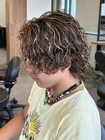 エルマーク 松山(L-MARK)&nbsp;ハイライト/フェザーパーマ/ツイストパーマ/ツーブロック