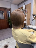 コロレ(COLORE) 切りっぱなし外はねボブ×ベージュブラウン