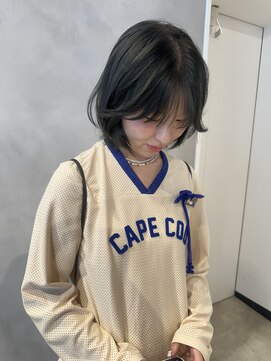 エイト 難波店(EIGHT namba) オリーブカラー