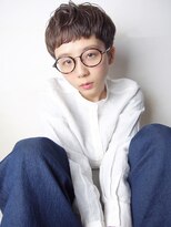 アリシア(arishia) ライトアッシュ×刈り上げベリーショート