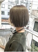 艶感グレージュのミニボブ［イルミナカラー／新百合ヶ丘]