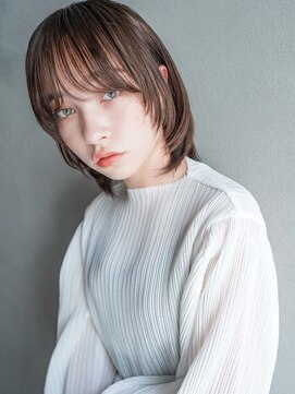 カンナ(Canna) マッシュウルフ/フェザーバング/カーキグレージュ/髪質改善/20代