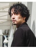 2.30代に人気◎大人のルードヘア波巻きツイストスパイラルパーマ